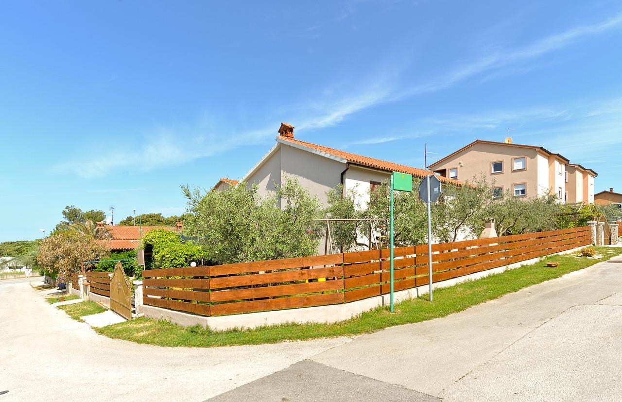 Apartments Chiara 877 Пула Екстериор снимка