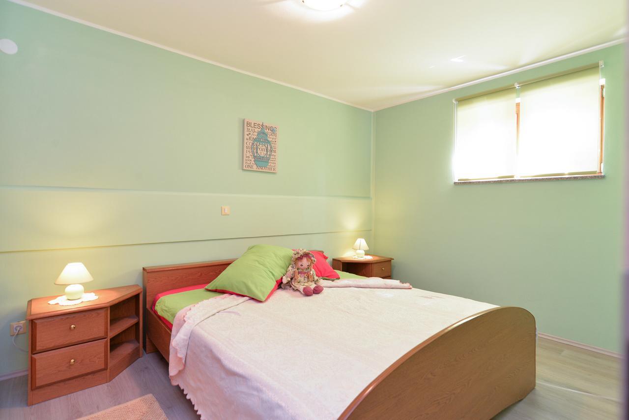 Apartments Chiara 877 Пула Екстериор снимка