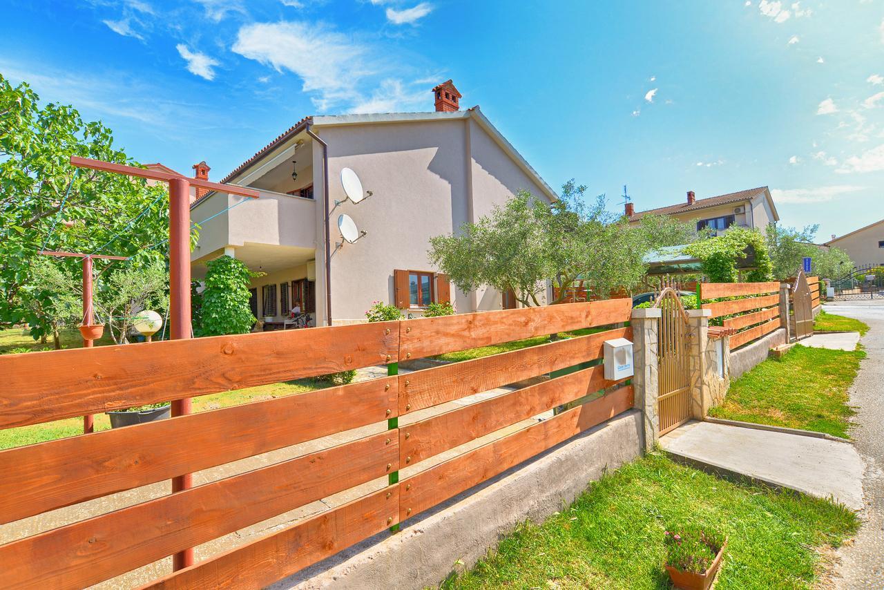 Apartments Chiara 877 Пула Екстериор снимка